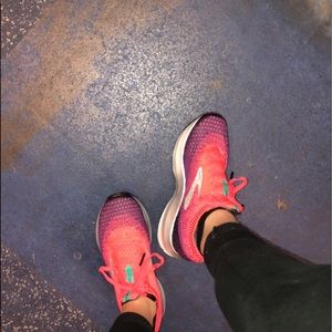 Brand New Pair pf Levitate 2 Brooks.